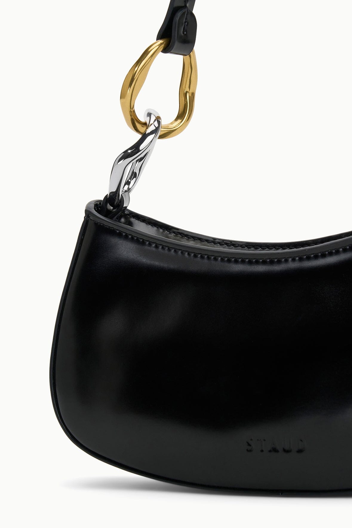 OLLIE BAG BLACK - STAUD near me