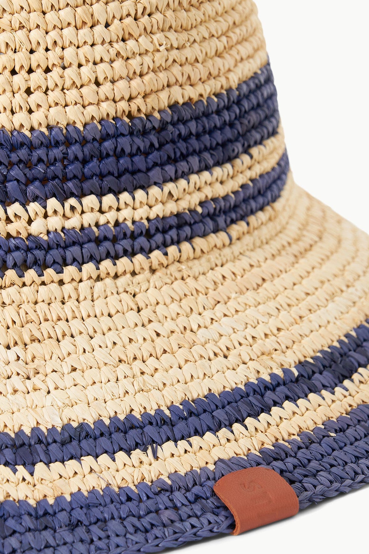 RITA BUCKET HAT NATURAL NAVY - STAUD US
