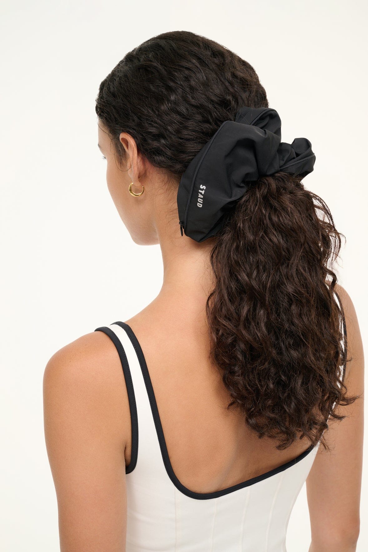 GORGE SCRUNCHIE BLACK - STAUD near me