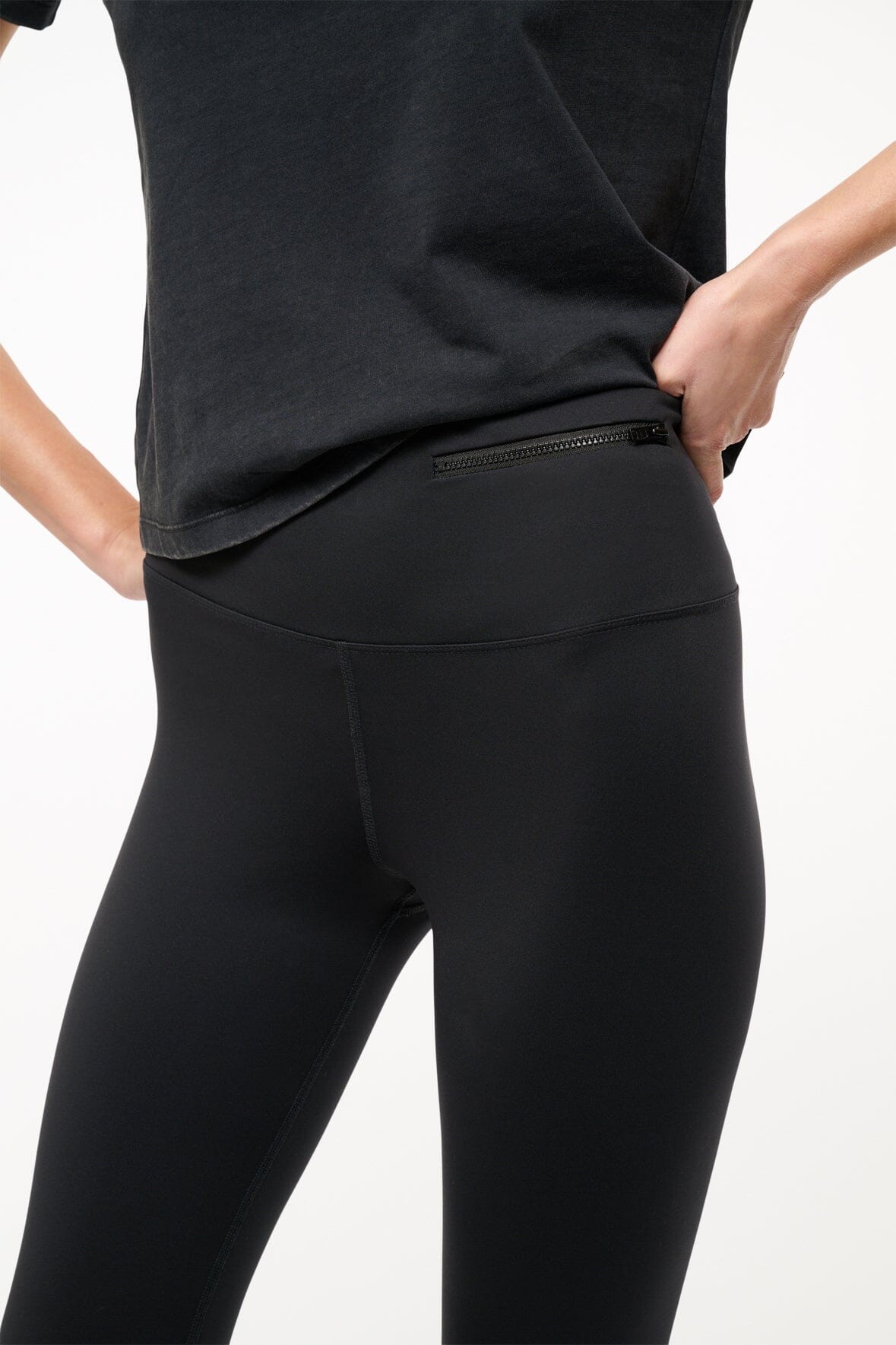 TREAD CAPRI BLACK - STAUD for sale