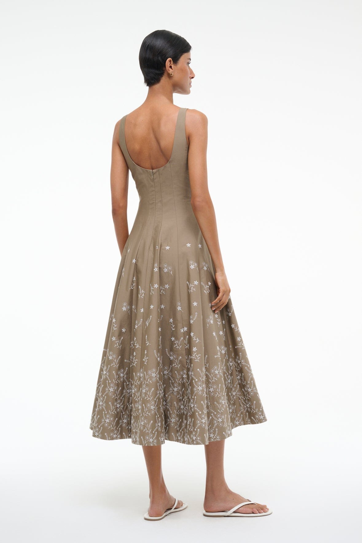 WELLS DRESS TAUPE EMBROIDERY - STAUD online