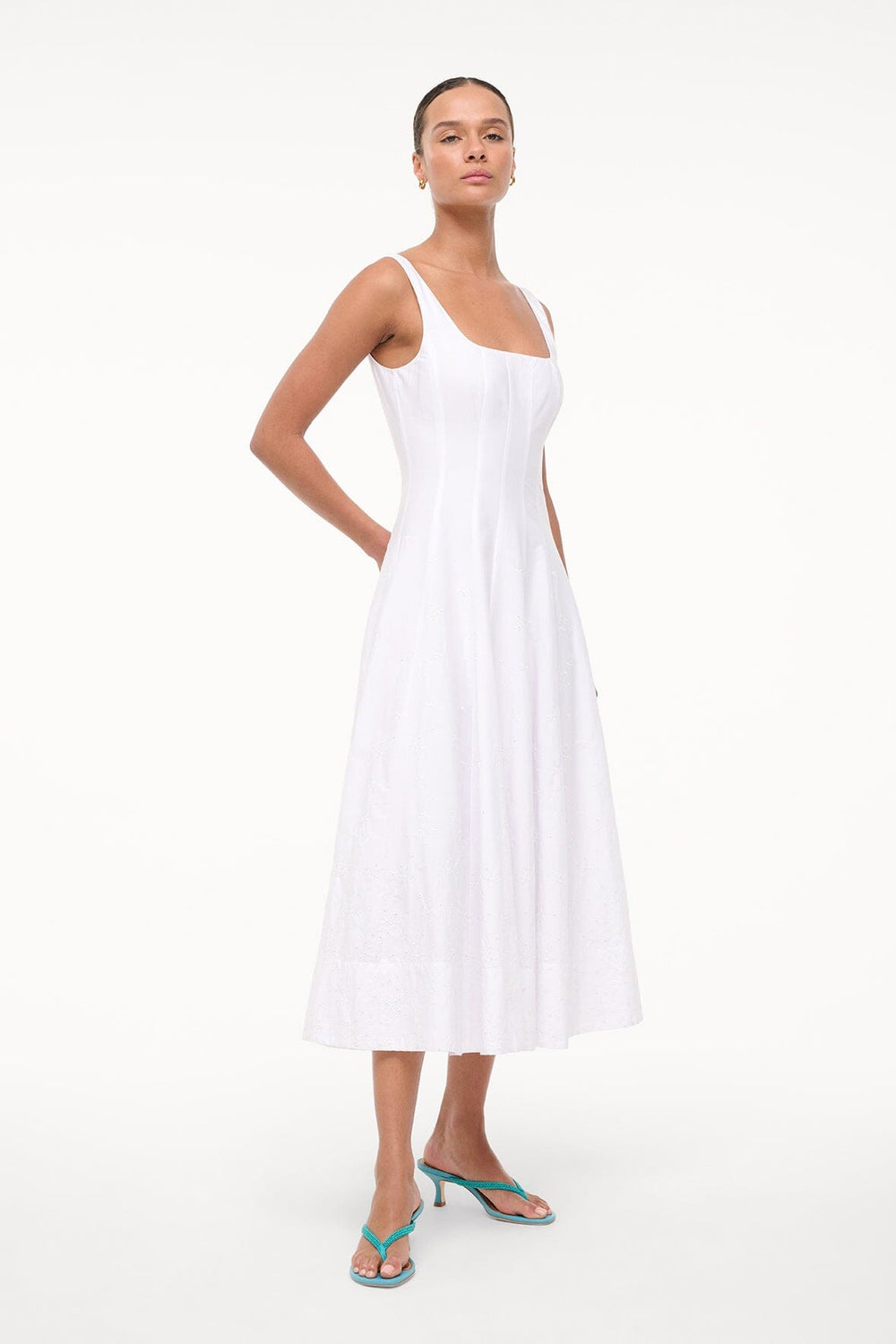 WELLS DRESS WHITE EMBROIDERY - STAUD online