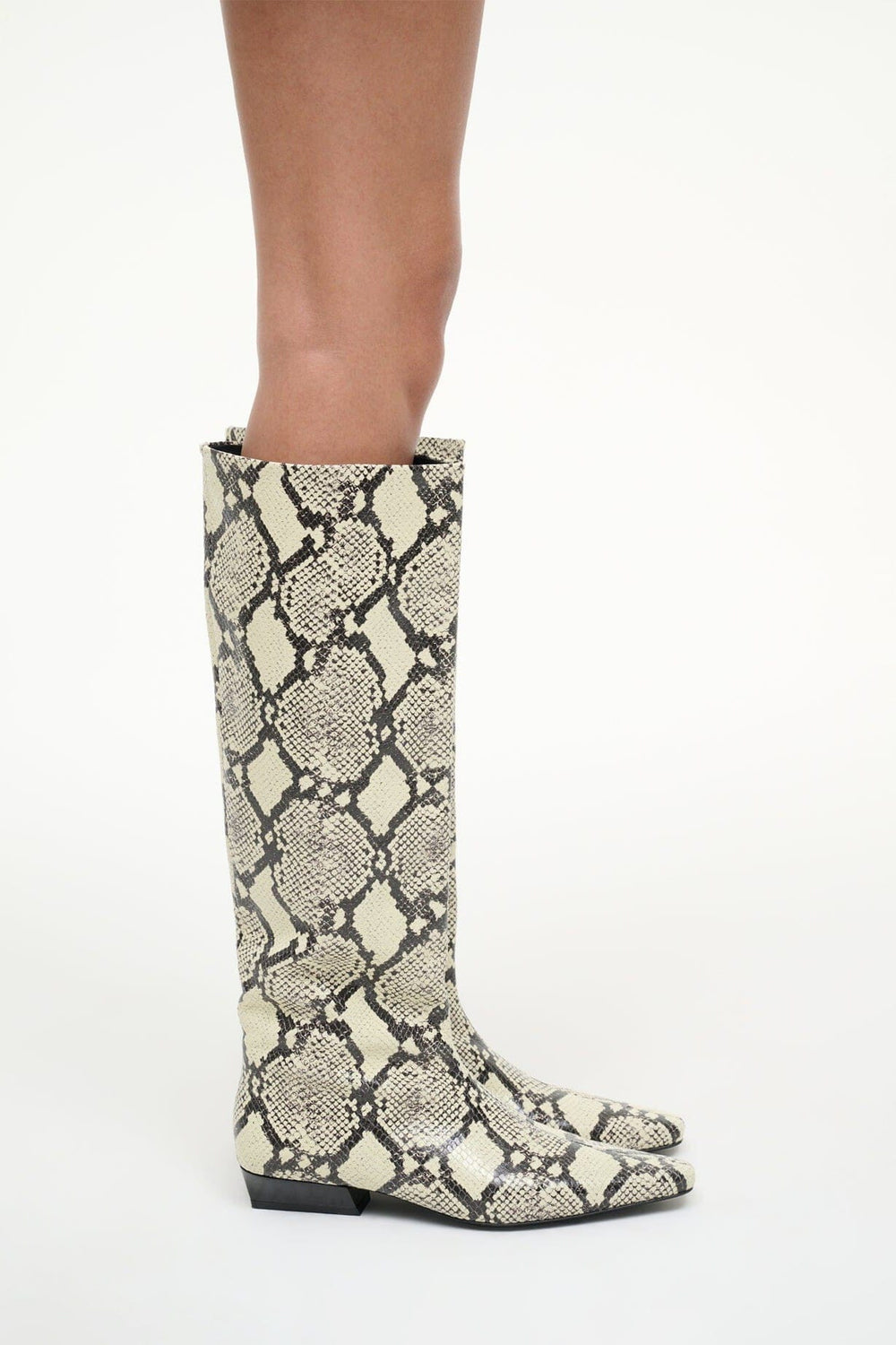 WALLY FLAT BOOT WHITE SNAKE - STAUD US