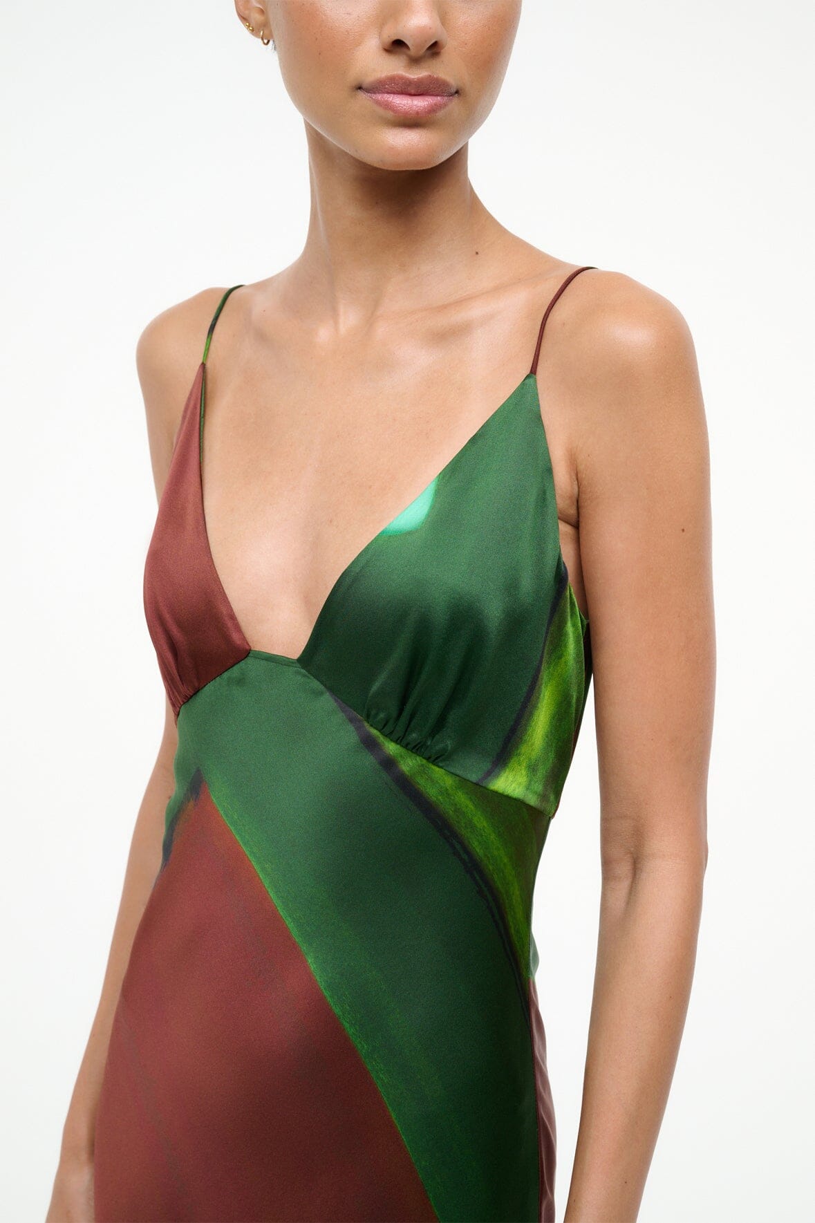 HANK SILK DRESS EMERALD PRISM - STAUD near me