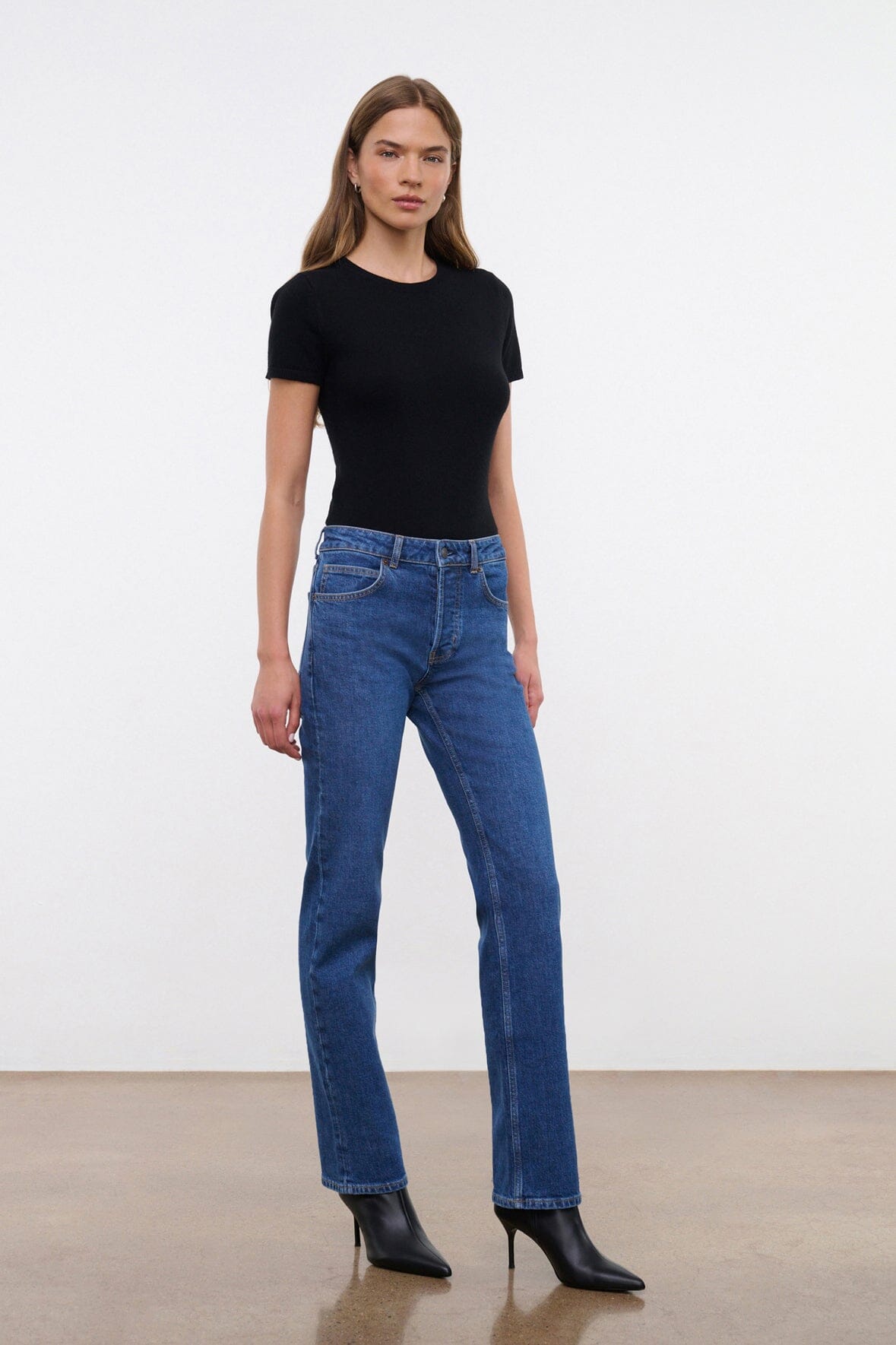 TEDDY STRETCH STRAIGHT JEAN STONE BLUE - STAUD near me