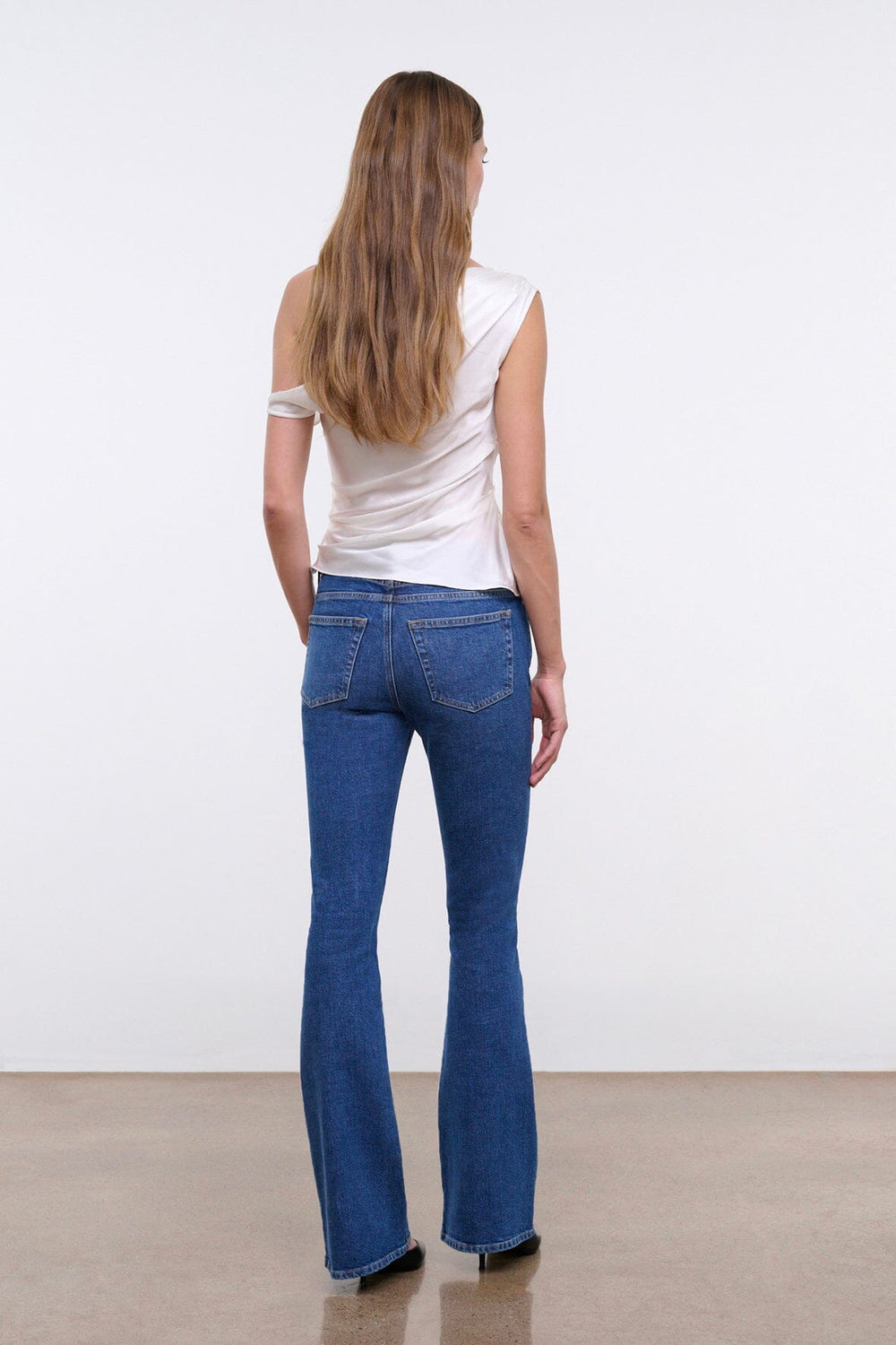 KYLE STRETCH FLARE JEAN STONE BLUE - STAUD near me