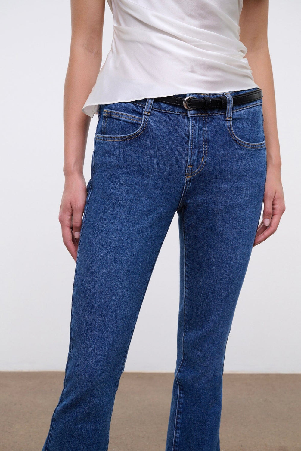 KYLE STRETCH FLARE JEAN STONE BLUE - STAUD near me