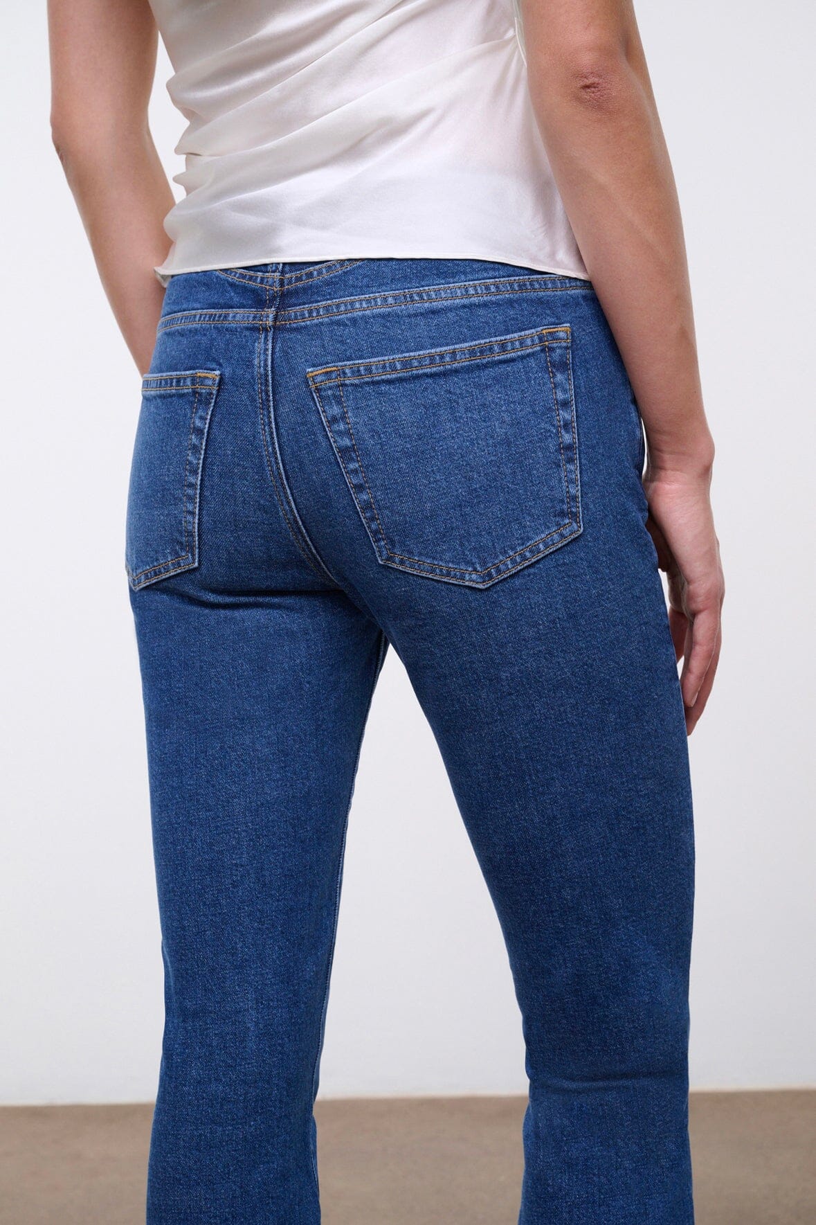 KYLE STRETCH FLARE JEAN STONE BLUE - STAUD near me