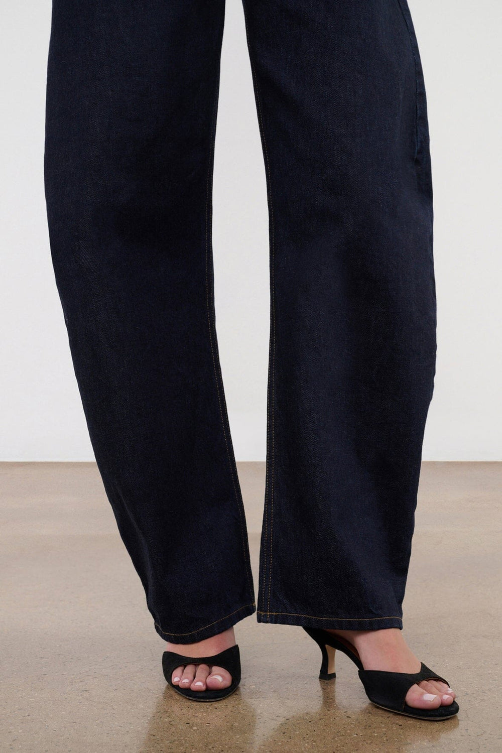 JACKSON BARREL JEAN INDIGO - STAUD sale