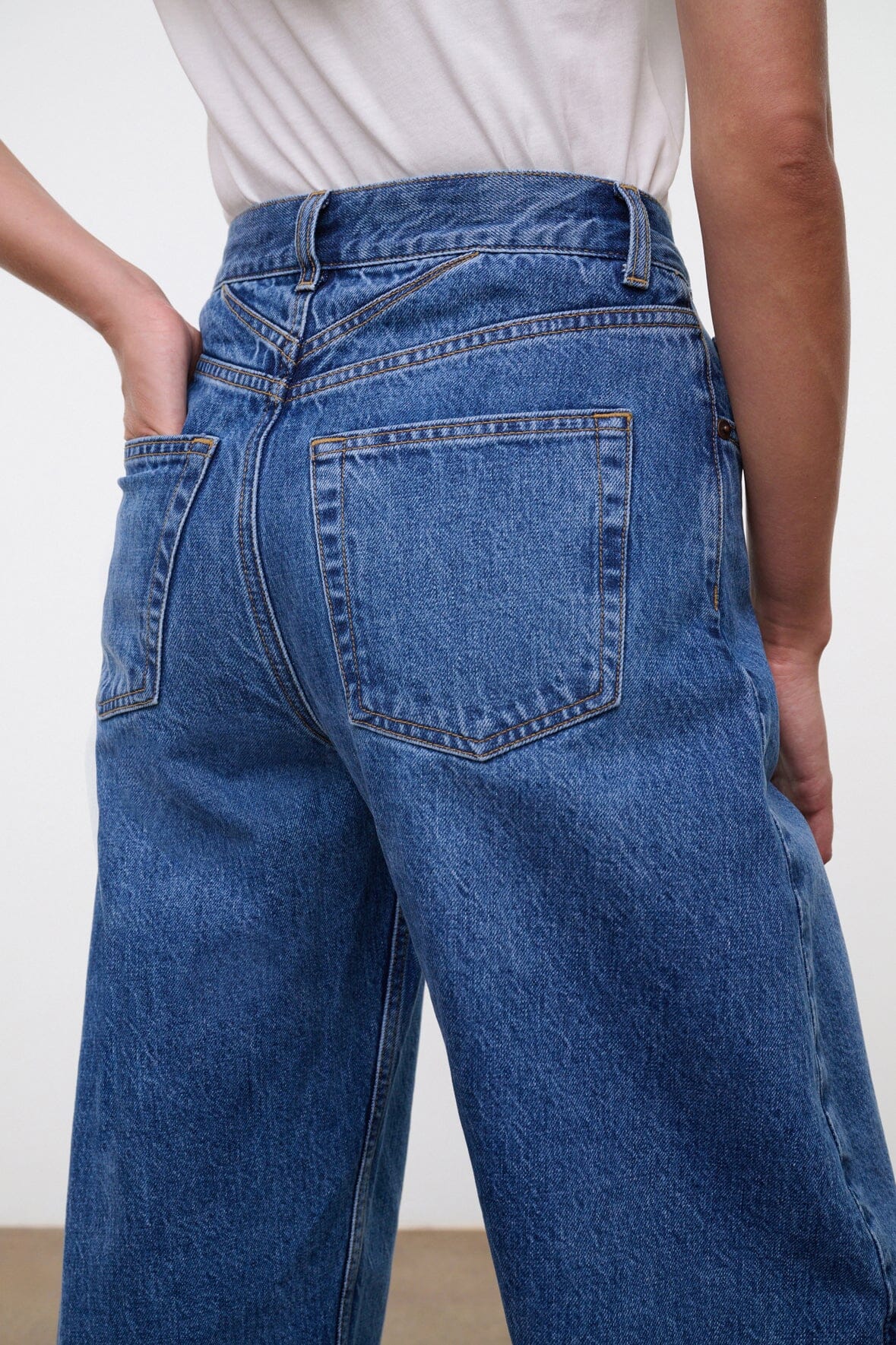 JACKSON BARREL JEAN VINTAGE WASH - STAUD sale