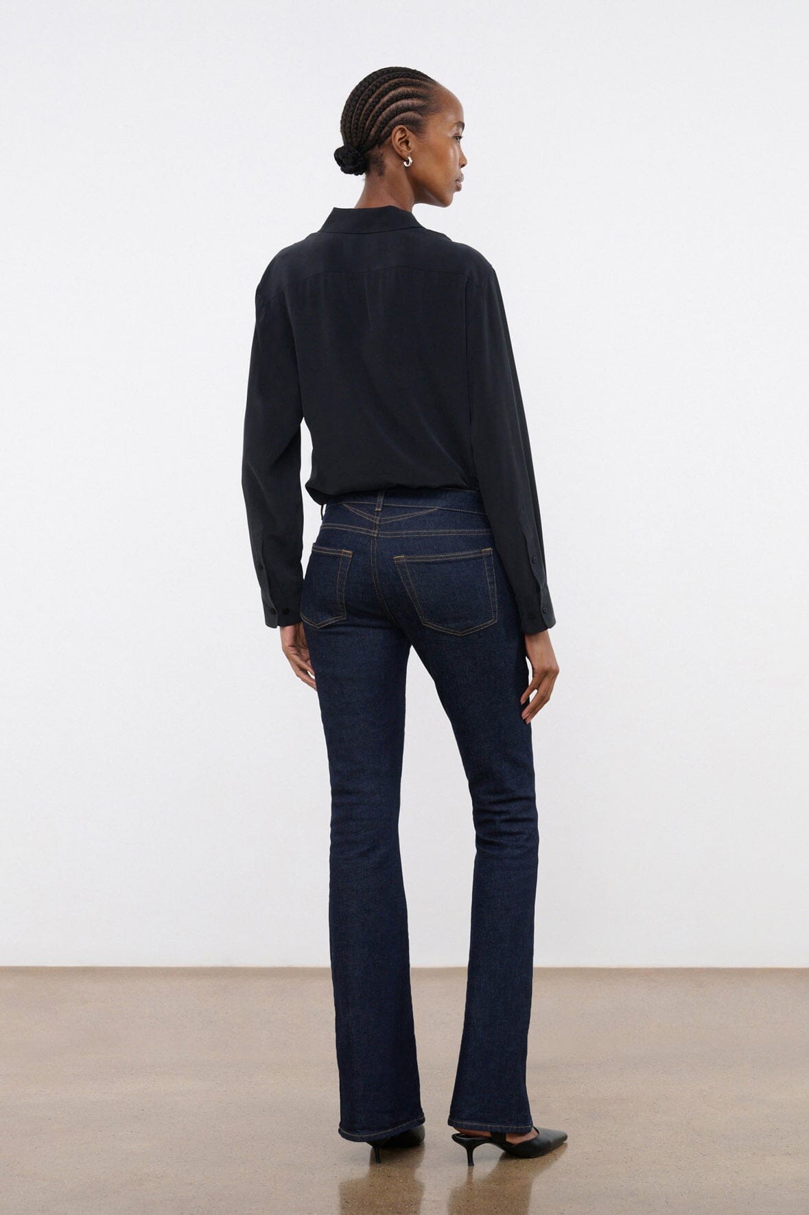 KYLE STRETCH FLARE JEAN INDIGO - STAUD near me