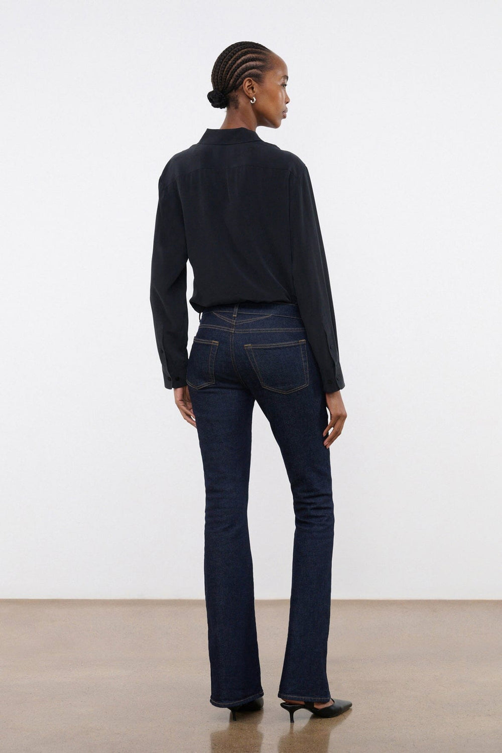 KYLE STRETCH FLARE JEAN INDIGO - STAUD near me