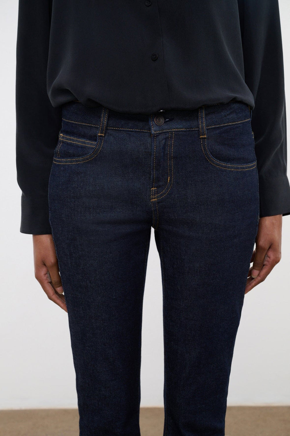 KYLE STRETCH FLARE JEAN INDIGO - STAUD near me