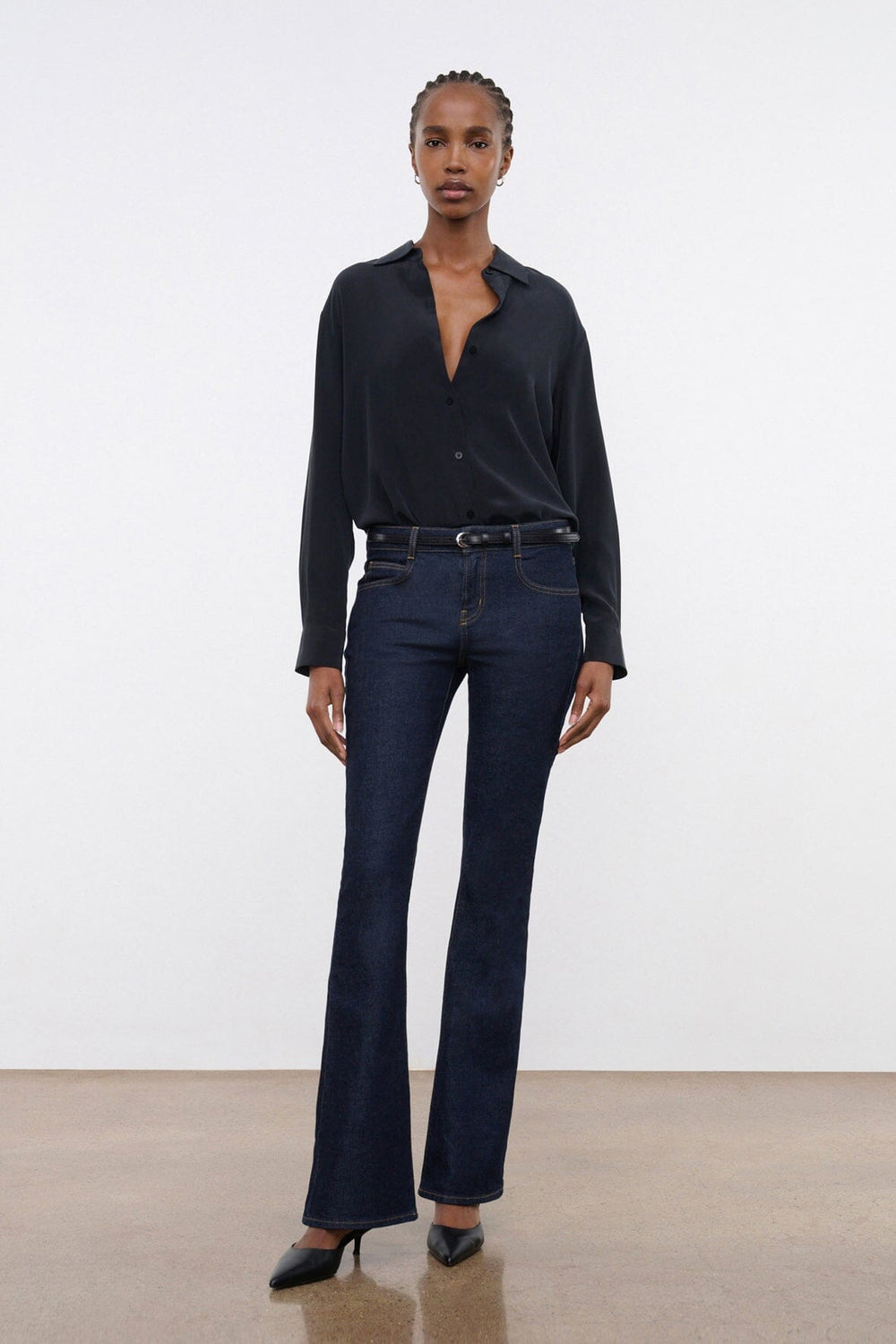 KYLE STRETCH FLARE JEAN INDIGO - STAUD near me